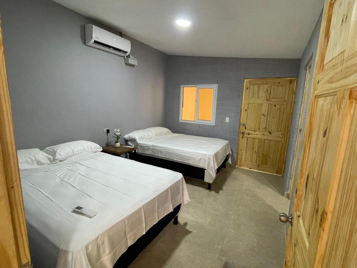 Hostal Camila'S Tamanique Ngoại thất bức ảnh