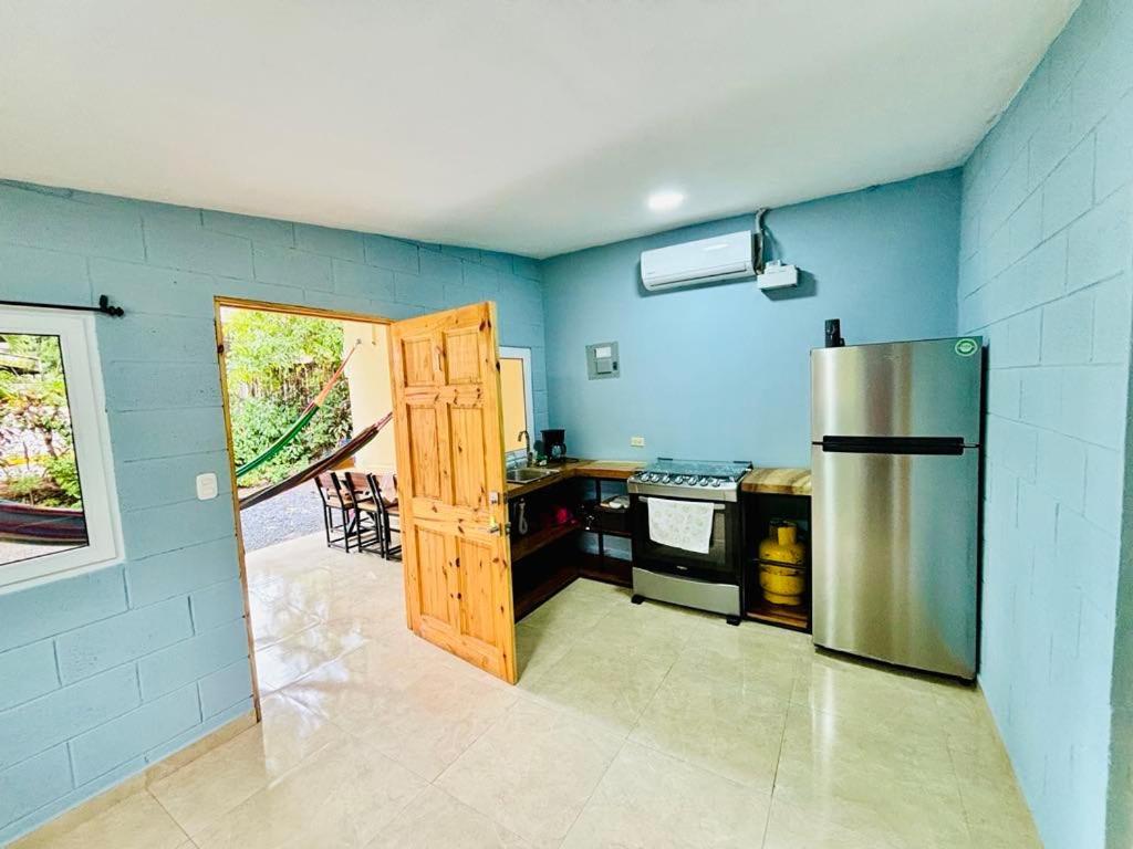 Hostal Camila'S Tamanique Ngoại thất bức ảnh
