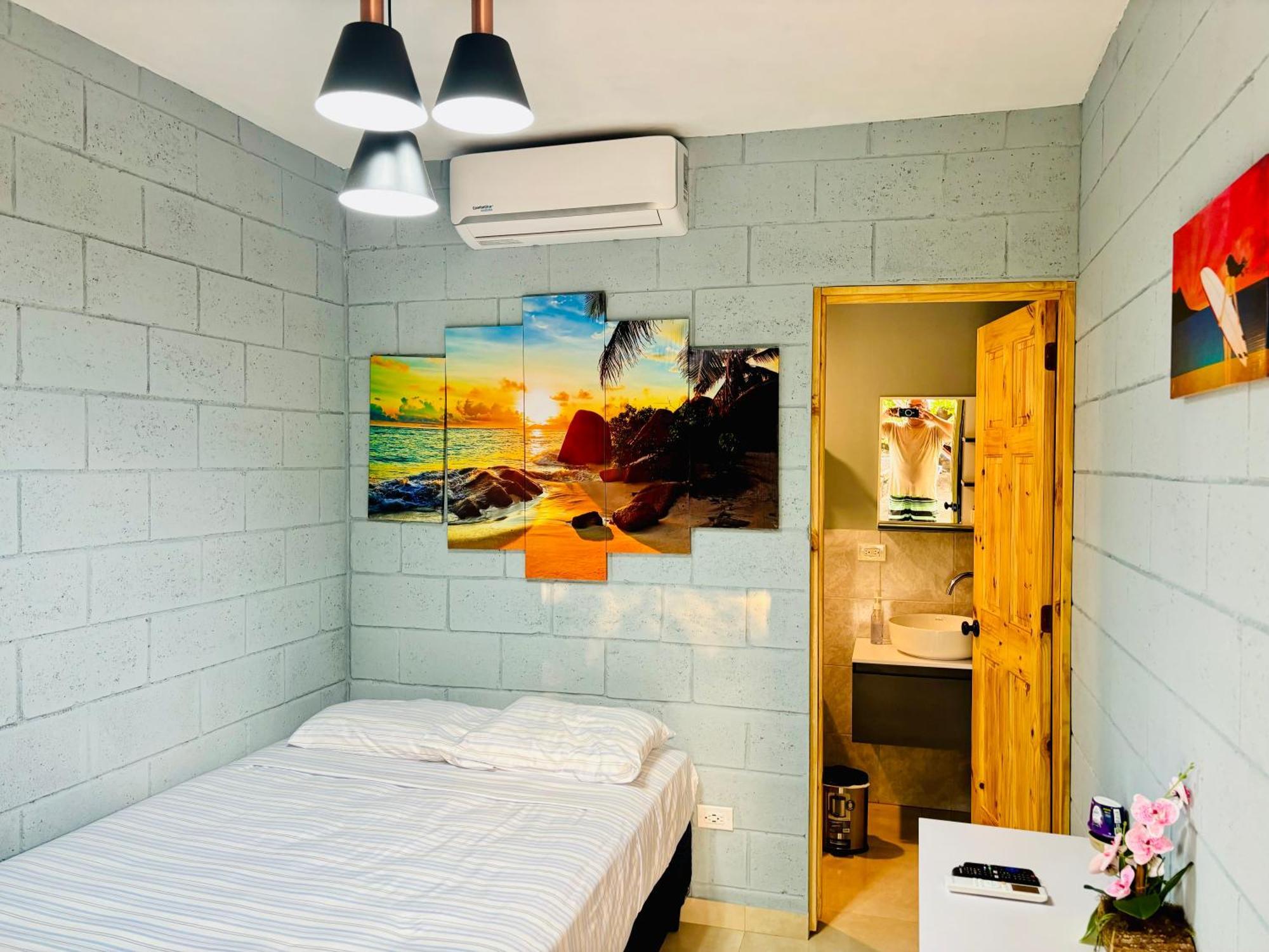 Hostal Camila'S Tamanique Ngoại thất bức ảnh