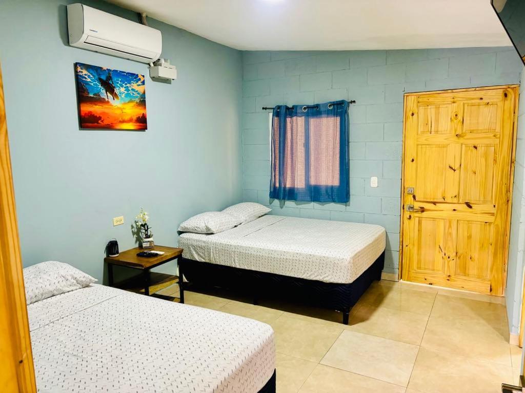 Hostal Camila'S Tamanique Ngoại thất bức ảnh