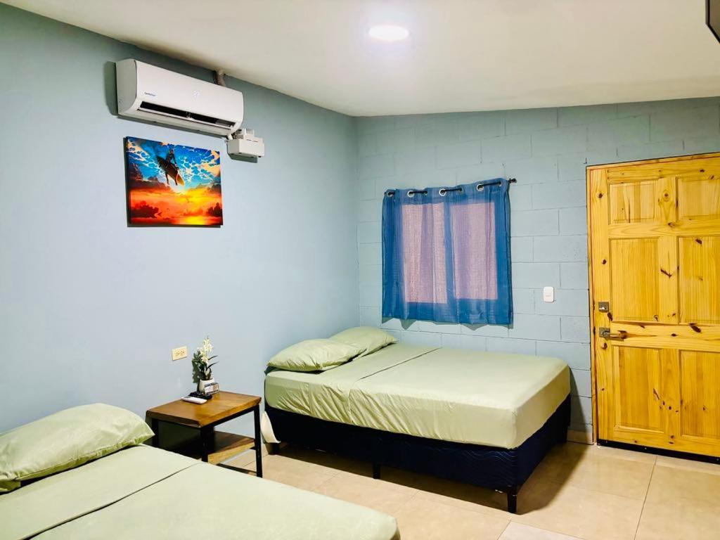 Hostal Camila'S Tamanique Ngoại thất bức ảnh